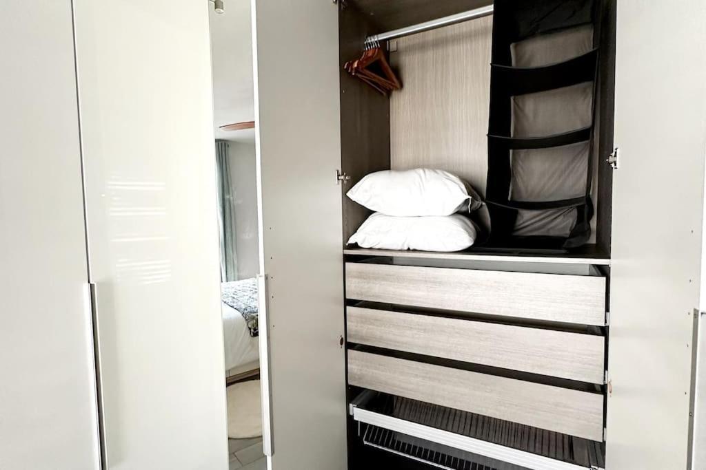 Bel Appart Design 2Ch, Mairie, Pkg, Wifi, Terrasse, Port Marianne Montpellier Luaran gambar